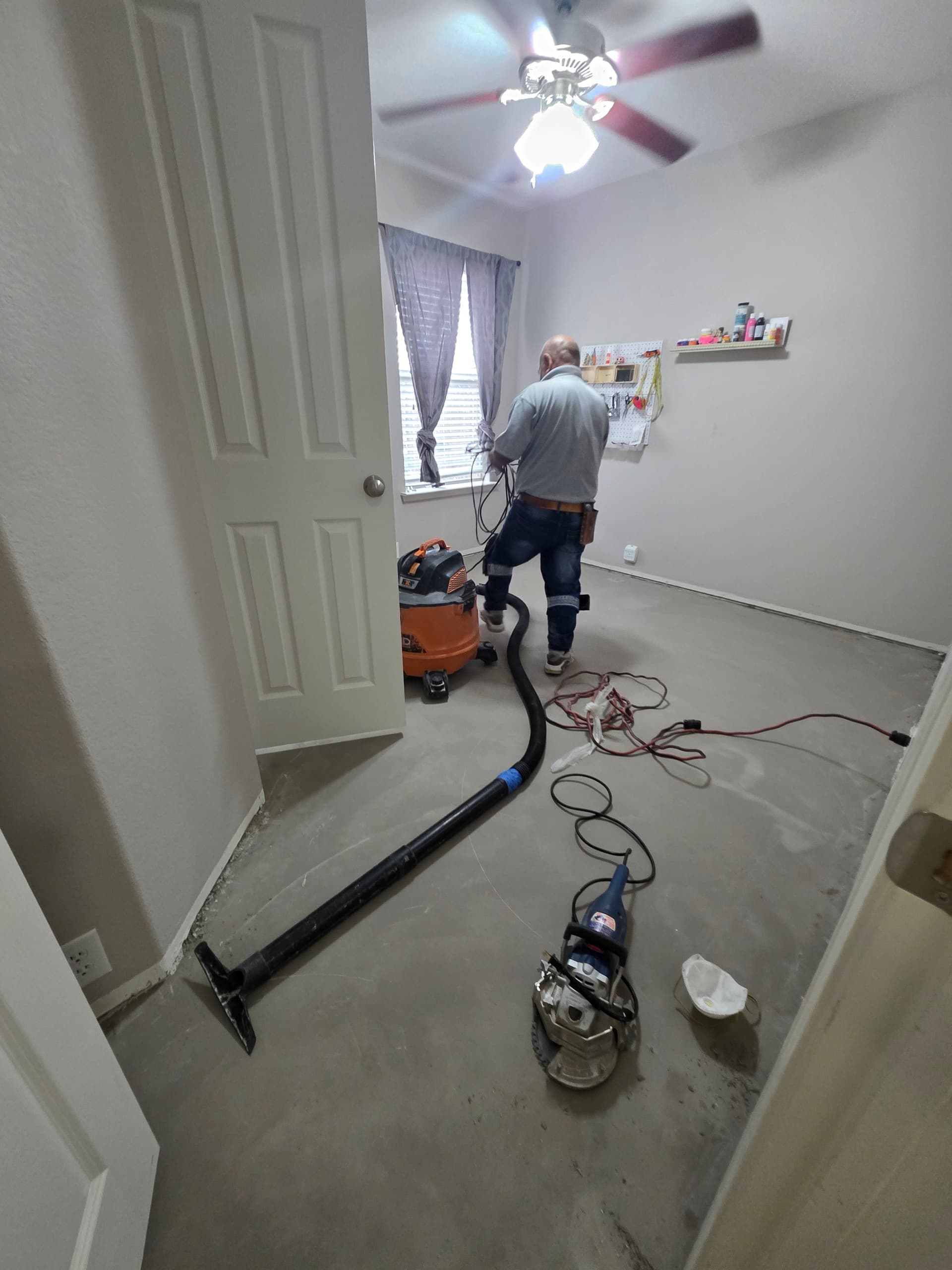 Gallery photos for Vinyl Flooring Transformation at S & M Flooring LLC: Image #3