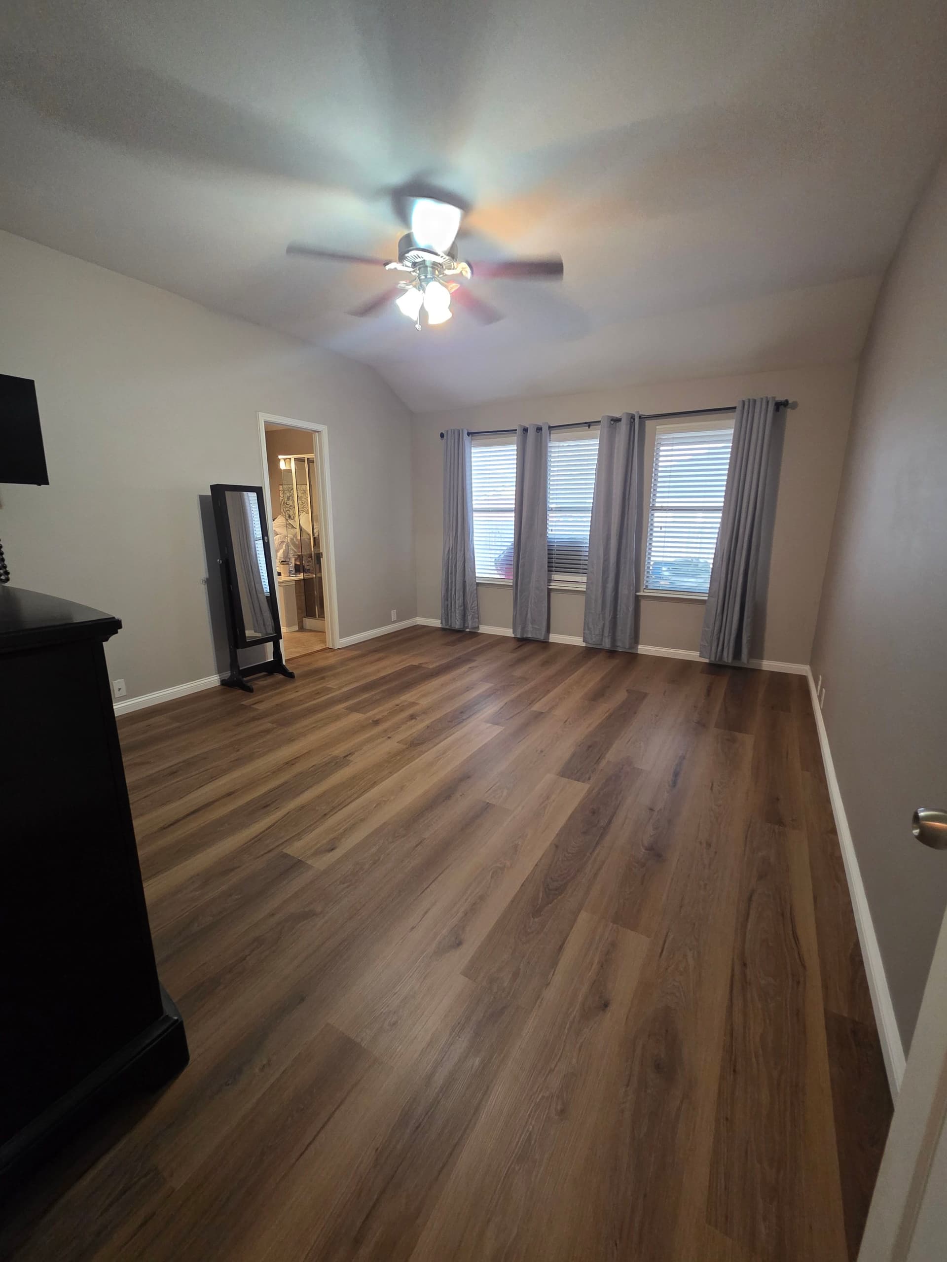 Gallery photos for Hardwood Flooring Magic in Waxahachie: Image #4