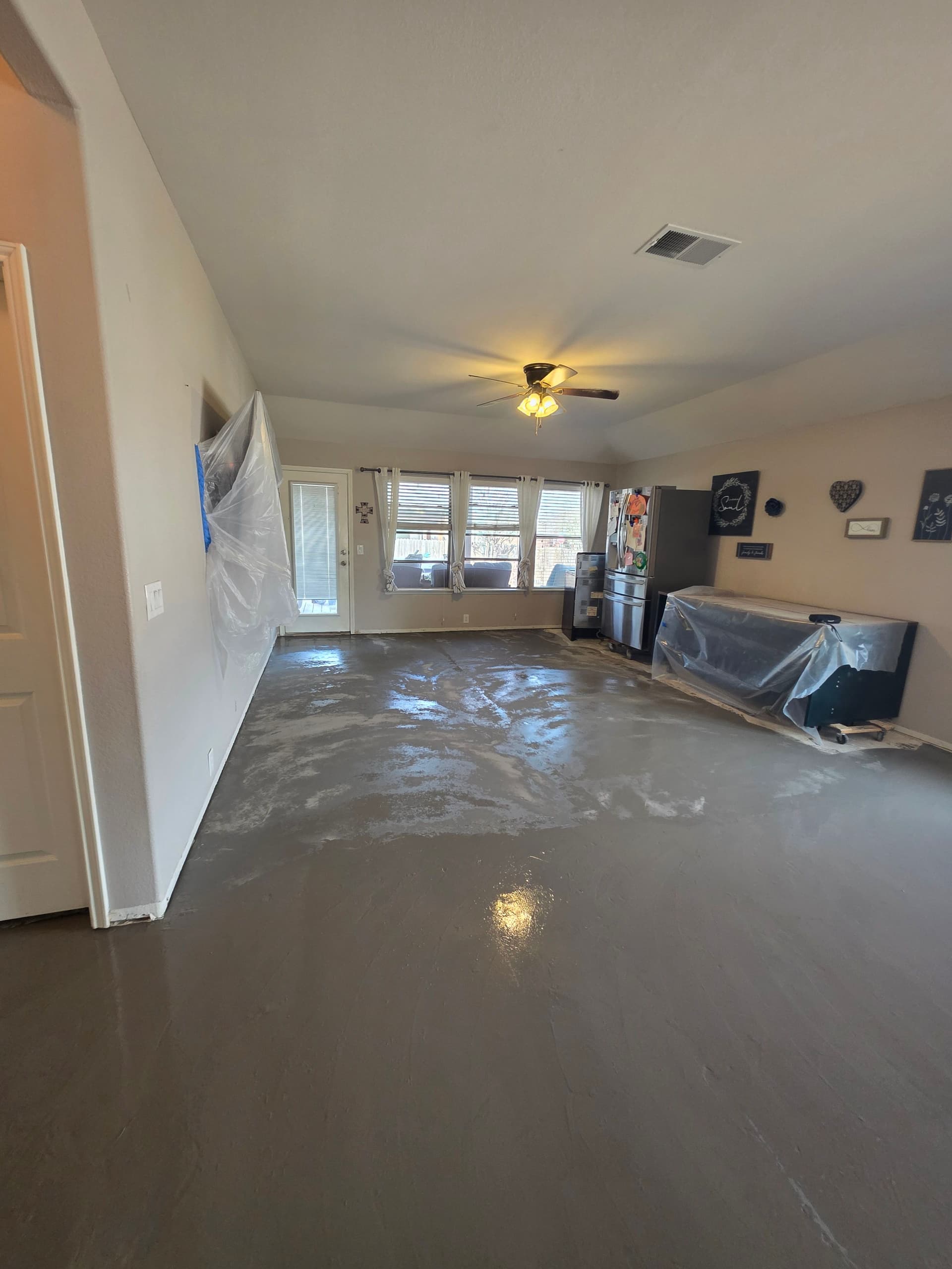 Gallery photos for Vinyl Flooring Transformation at S & M Flooring LLC: Image #6